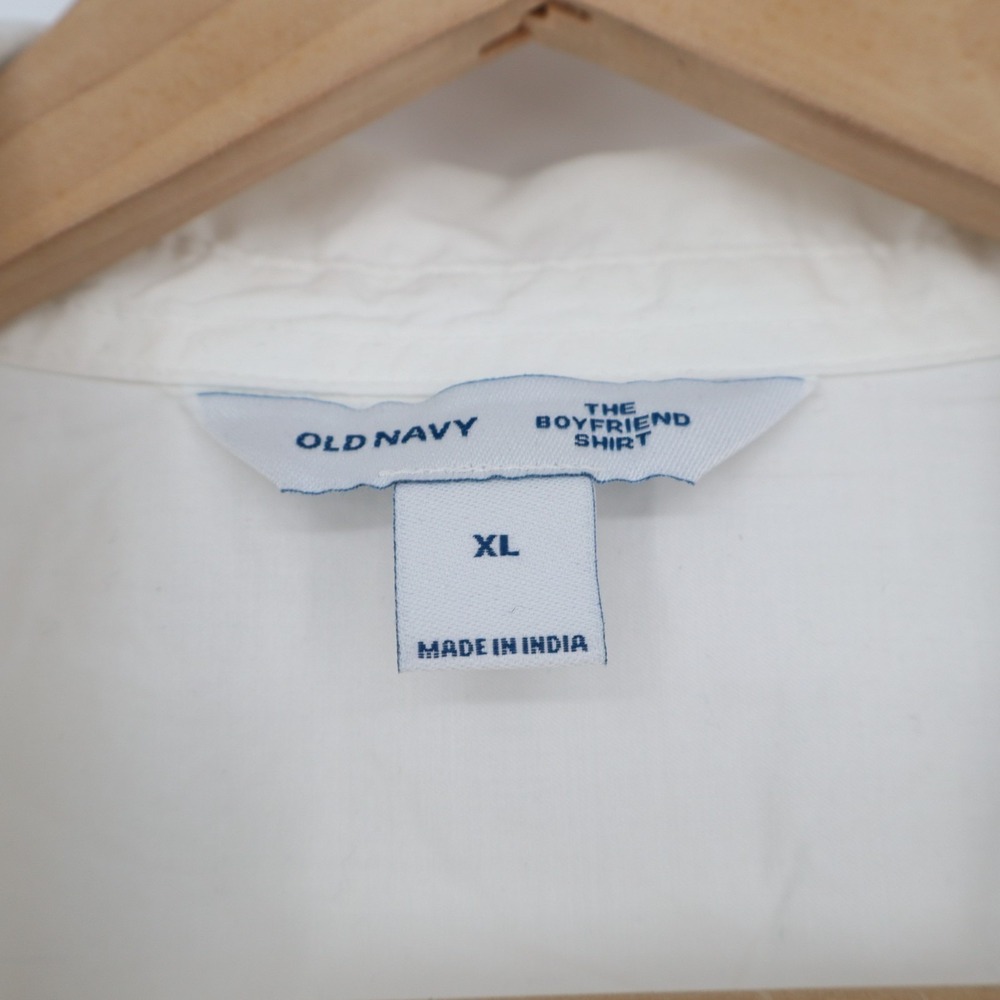 Old Navy Boyfriend Shirt Womens XL White Long Sleeve Spread Collar Button Up - Picture 2 of 6